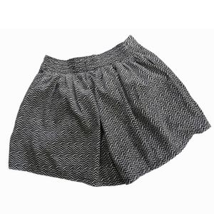 AEO American Eagle Chevron High Waist Pull On Flowy Beach Shorts Sz S